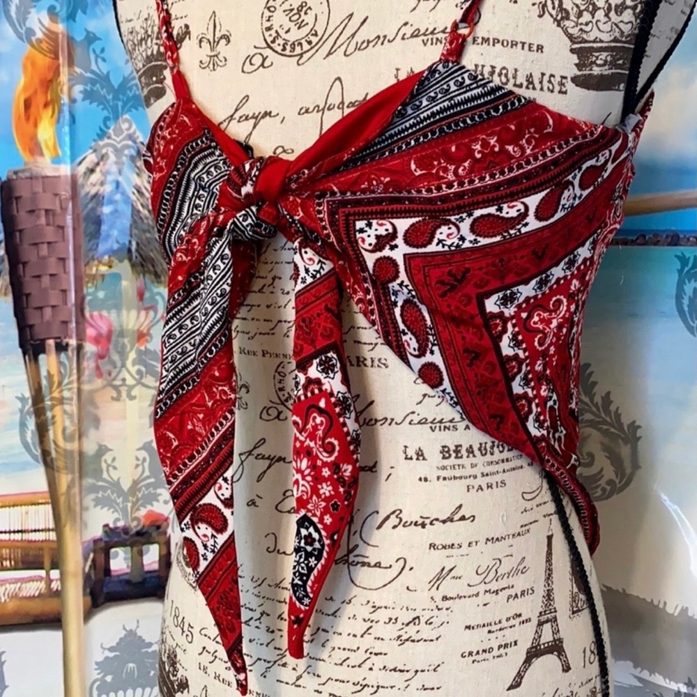 🍀 NWT! Cute Red Bandana Tank! - Picture 8 of 9